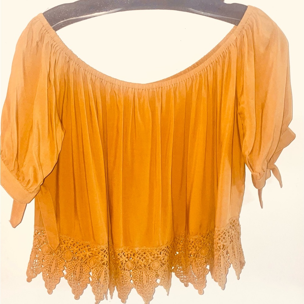 Cabbi women’s top